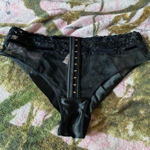 Victoria secret cheeky